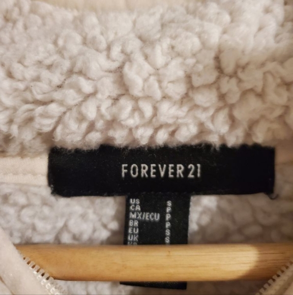 Sweaters - Picture 1 of 2